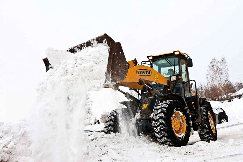 Как убирают снег в Звенигороде